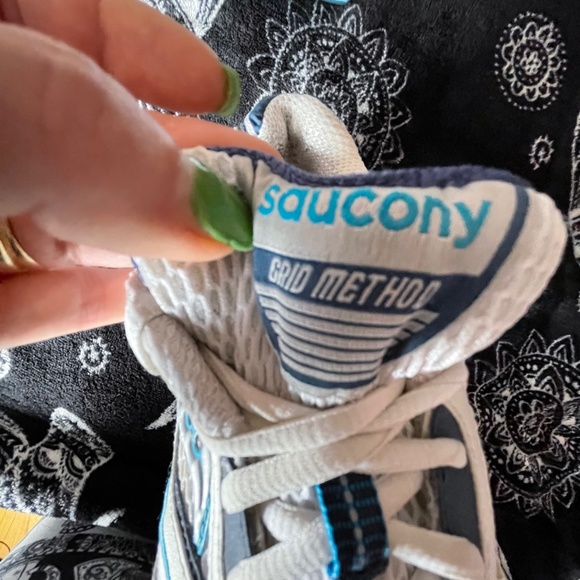Saucony Ladies Running Shoes Size 8 Grid Style - Picture 9 of 10